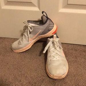 Nike metcons